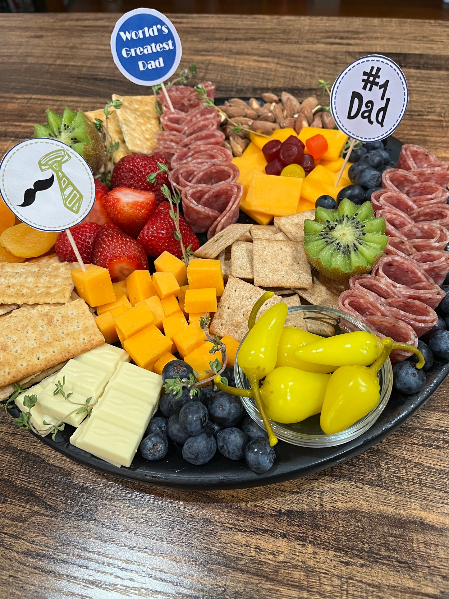 Customizable Medium Platter